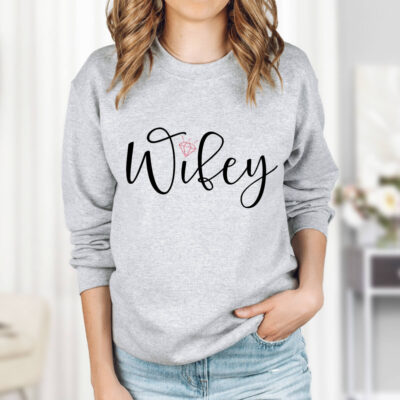 Wifey Sweatshirt - Lifestyle